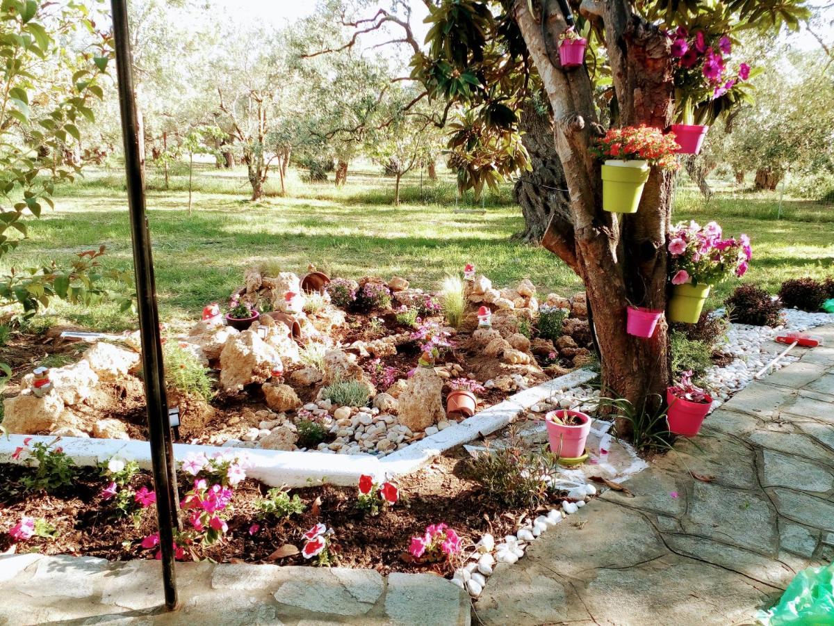 Chrisella Villa Skala Rachoni  ภายนอก รูปภาพ