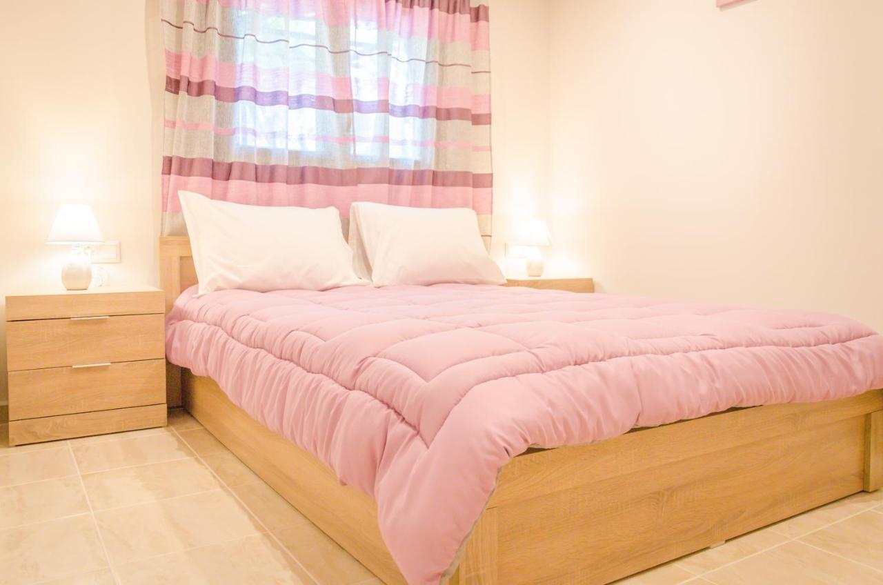 Chrisella Villa Skala Rachoni  ภายนอก รูปภาพ